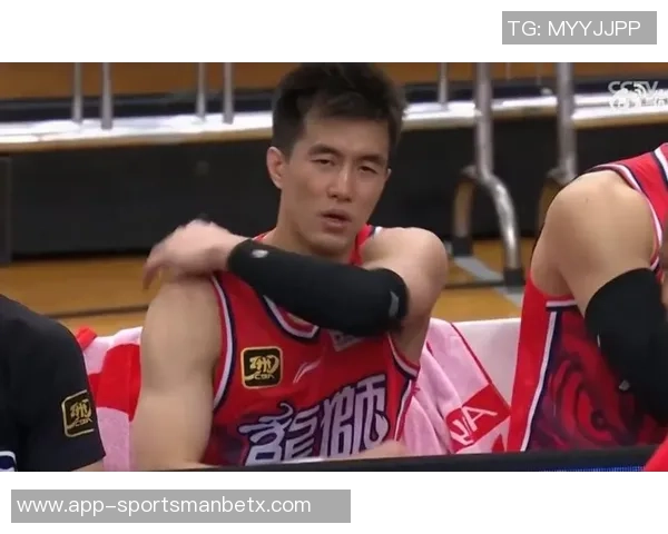 郭艾伦状态低迷投篮不佳仅得8分2板5助并出现3次失误